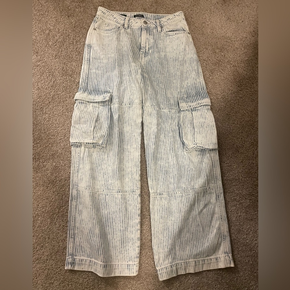 Target (Wild Fable) striped cargo mid rise jeans